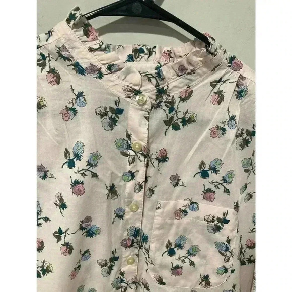 Lee short sleeve floral pink top with ruffled neck size Large - Picture 9 of 11